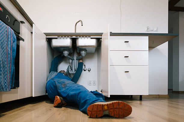 Professional Leak Detection technician working in Bellevue, WI